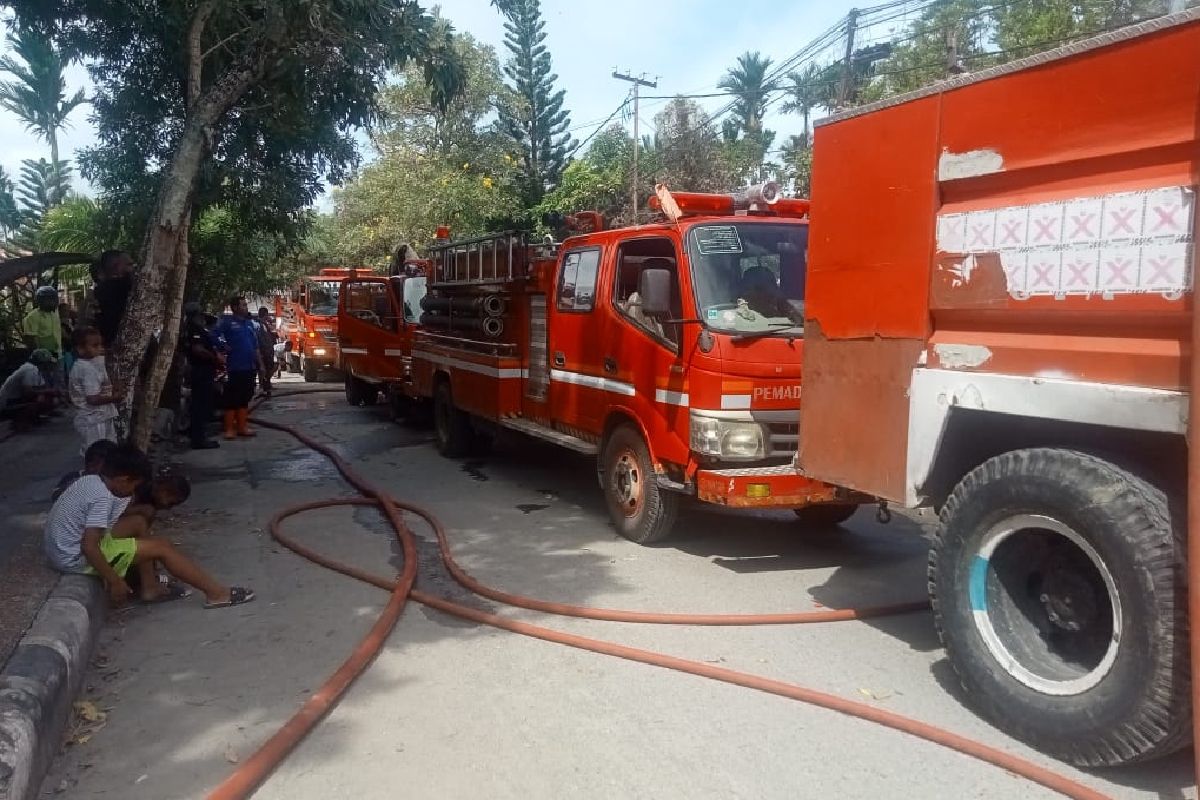 Kabid Damkar minta warga Jayapura tidak membakar lahan saat musim kemarau