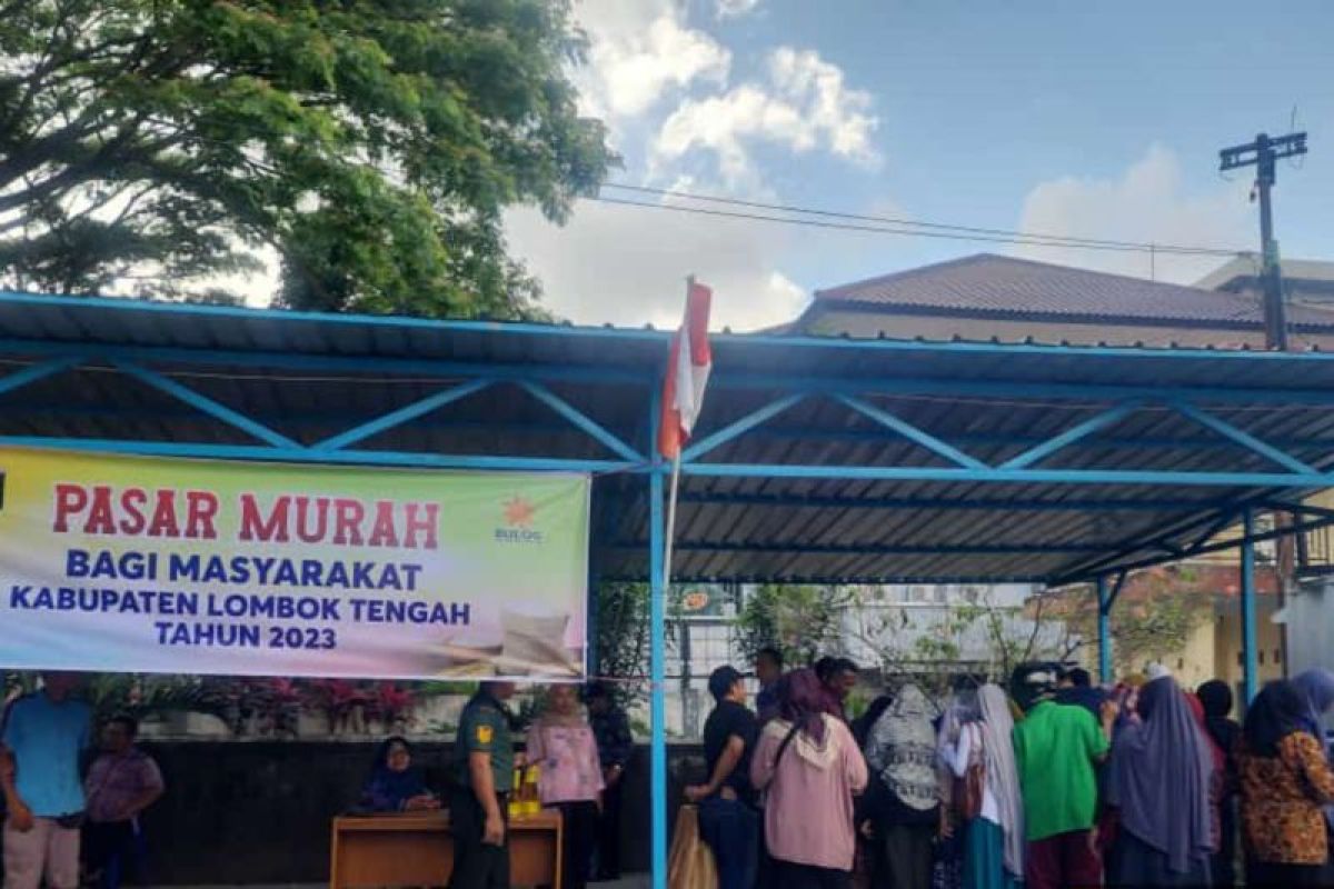 Cegah inflasi, pasar murah digelar di Lombok Tengah