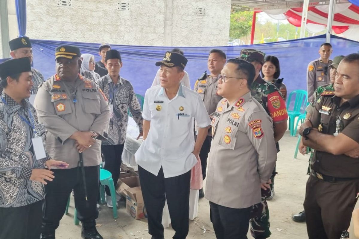 Kapolda Lampung cek langsung TPS pilkakam 2023 di Kabupaten Tulangbawang