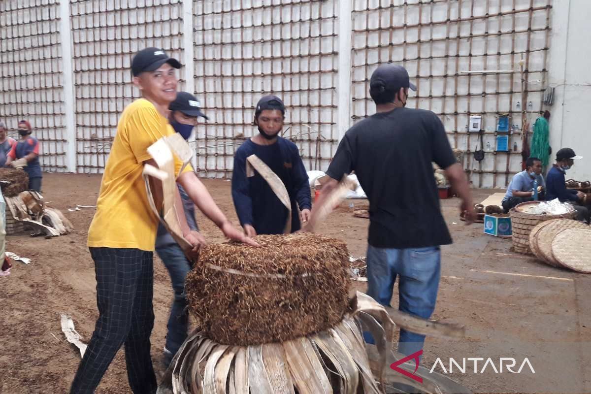 Dinsos Temanggung: Penyaluran  BLT DBHCHT tahap pertama selesai