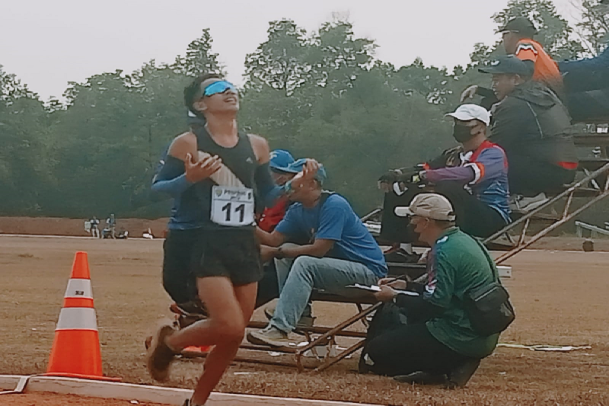 Panji  "overlap" semua pesaing di lari 5.000 meter putra Porprov Sumsel