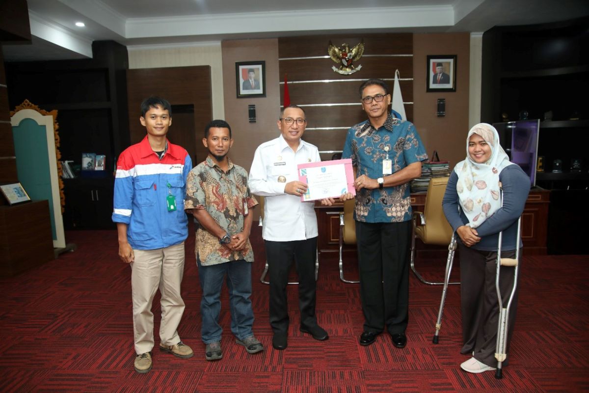 Fuel Terminal Ternate terima Penghargaan CSR 2023 dari Walikota Ternate