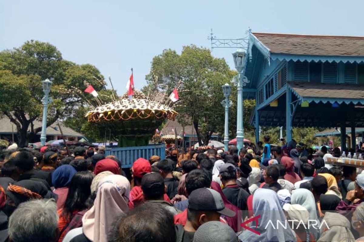 Keraton Surakarta gelar Grebeg Maulud