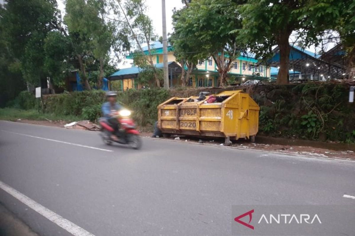 Pemkot Tanjungpinang minta warga bantu penanganan sampah