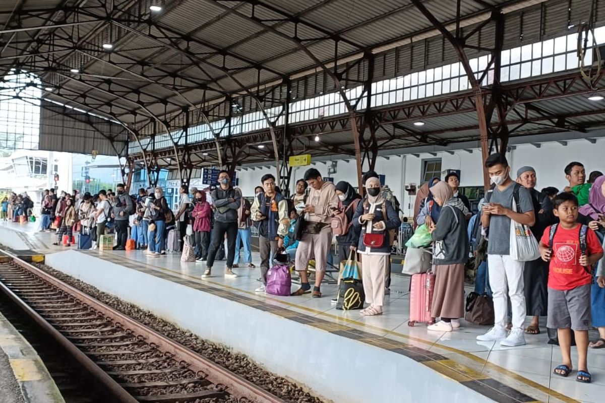 KAI  Purwokerto tambah kereta antisipasi lonjakan penumpang