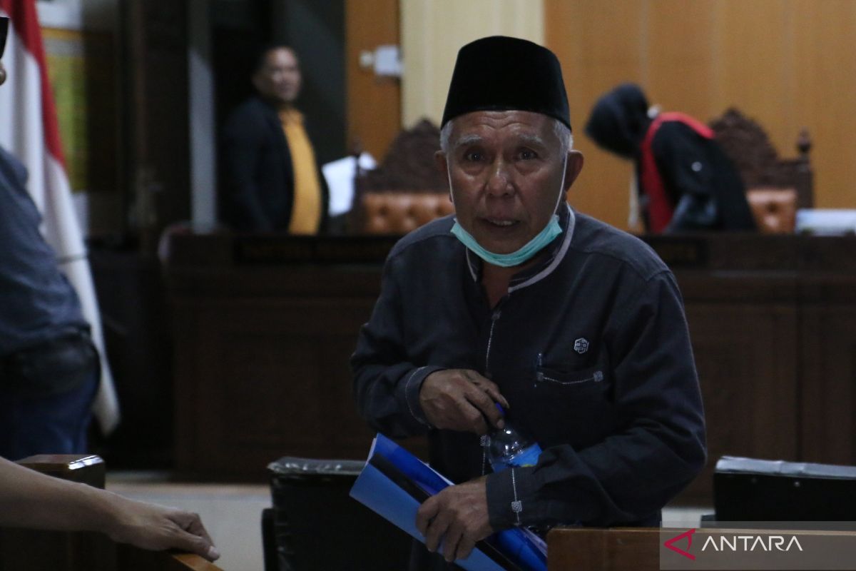 PPTK akui mengesahkan dokumen pemeriksaan meskipun barang belum lengkap