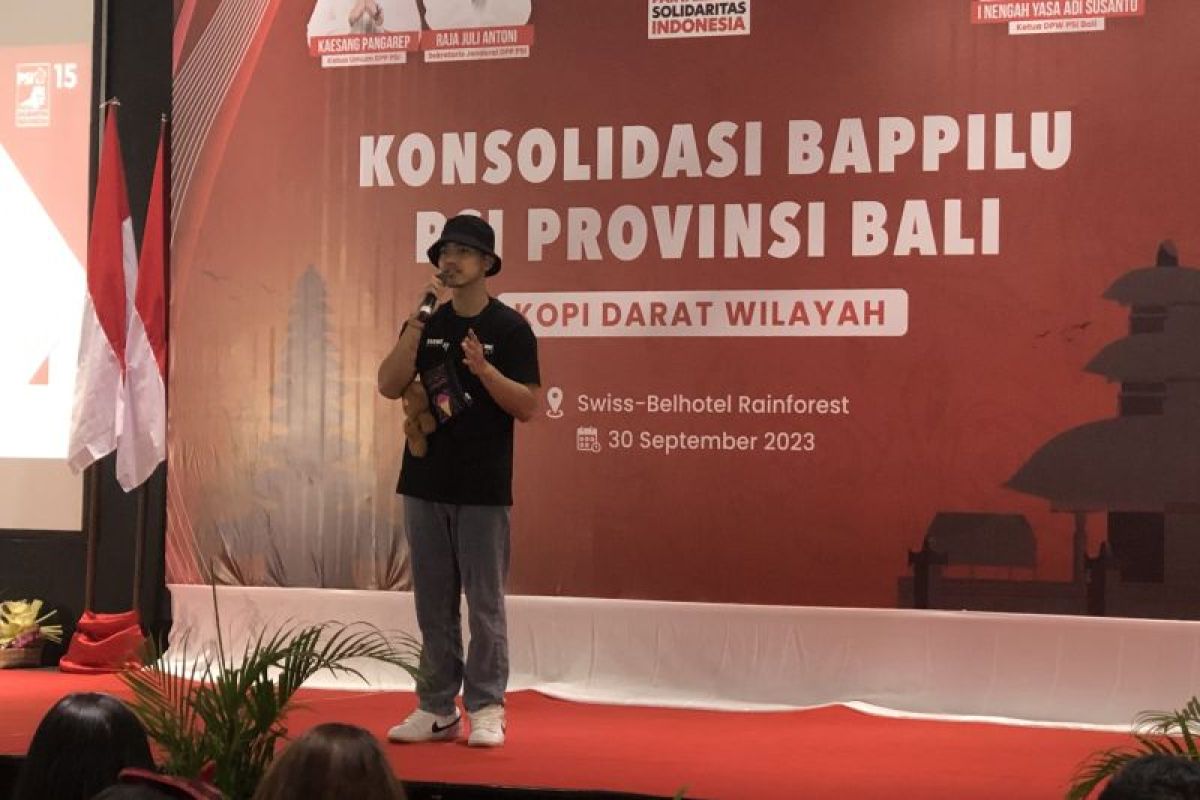 Ketum PSI Kaesang minta kader berpolitik gembira