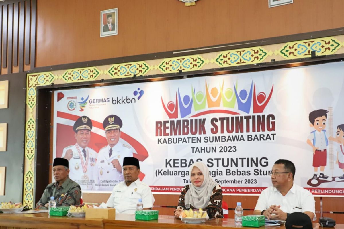 Pemkab Sumbawa Barat menggelar rembuk stunting