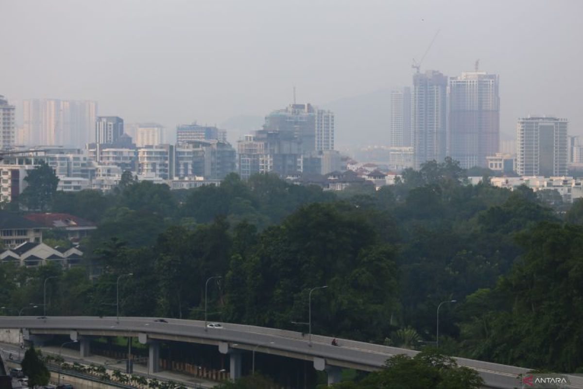 Kualitas udara di sejumlah wilayah Semenanjung Malaysia tidak sehat