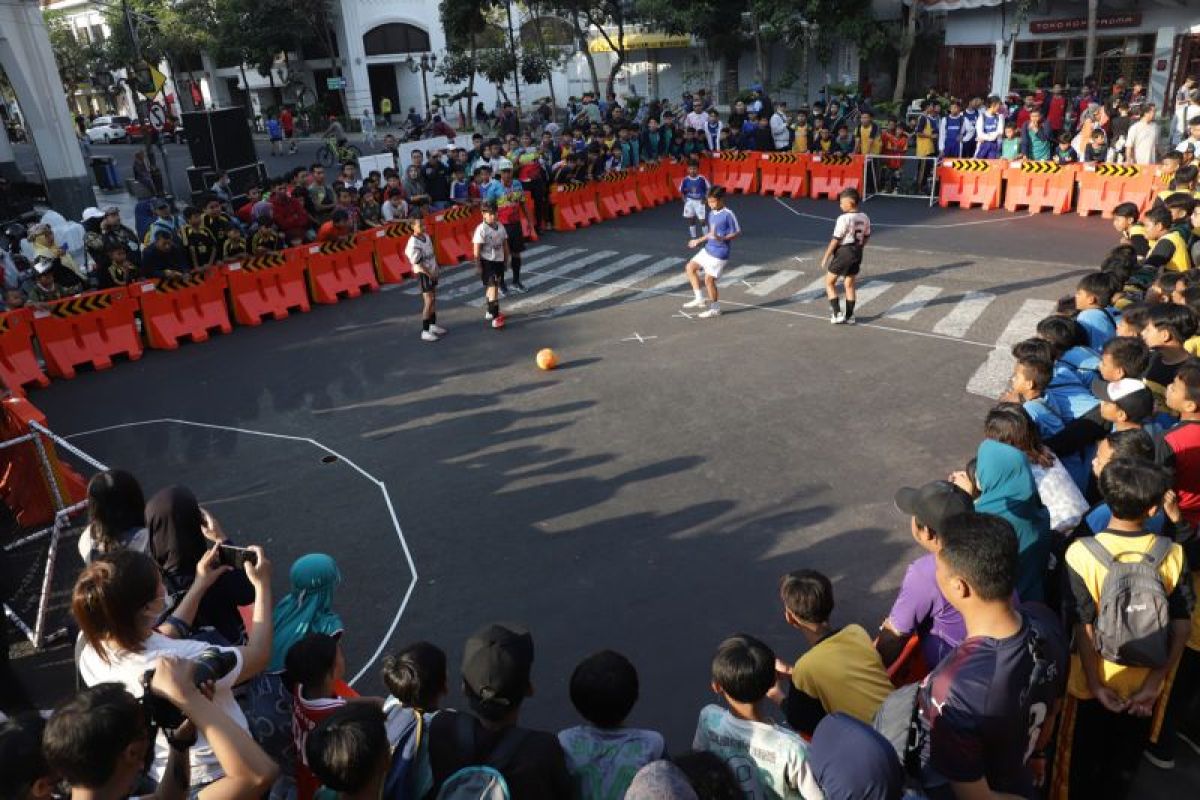 Pemkot Surabaya gelar “street soccer” semarak Piala Dunia U-17 