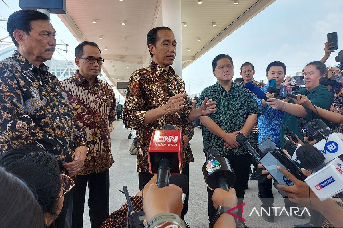 Jokowi: KCJB komitmen pemerintah layani kebutuhan transportasi publik