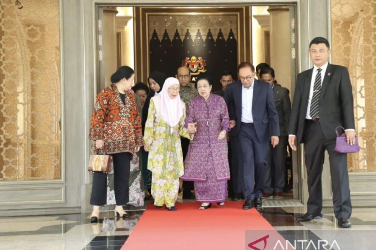 Megawati, Mahathir, dan Anwar simbol kekerabatan Indonesia dan Malaysia