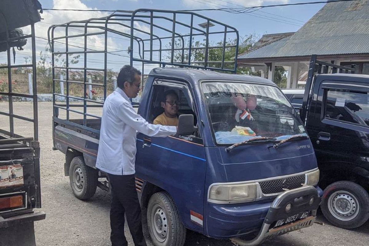 Ombudsman NTT minta masyarakat laporkan pungli dalam uji kendaraan