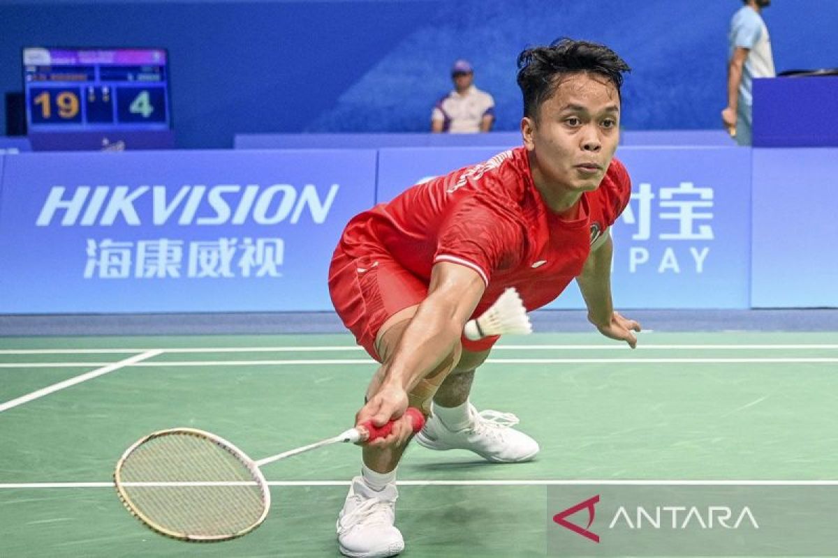 Ginting amankan satu tiket ke perempat final