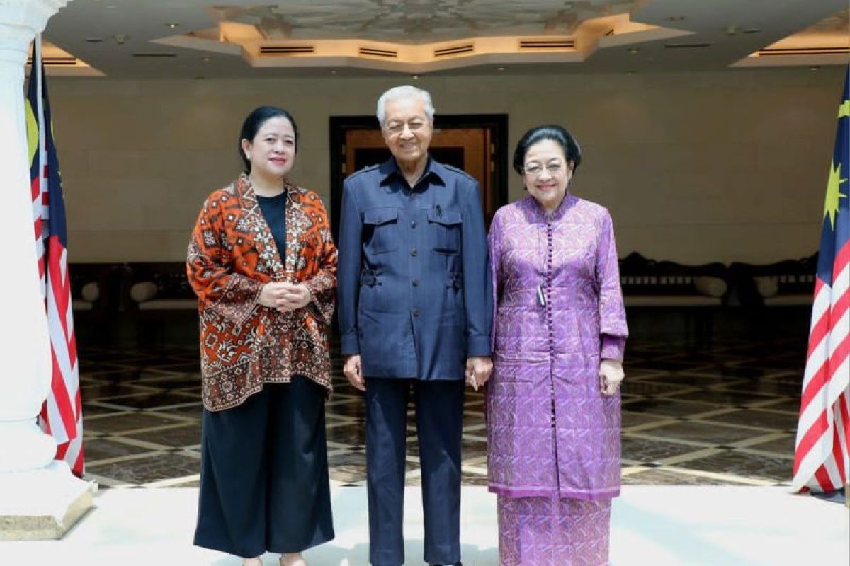 Mahathir ucapkan selamat untuk Megawati atas gelar Doktor Kehormatan dari UTAR