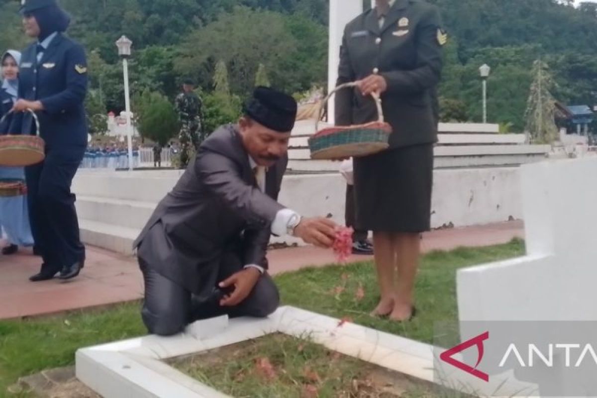 Pemkab Jayapura: Upacara di makam pahlawan penghargaan untuk pejuang