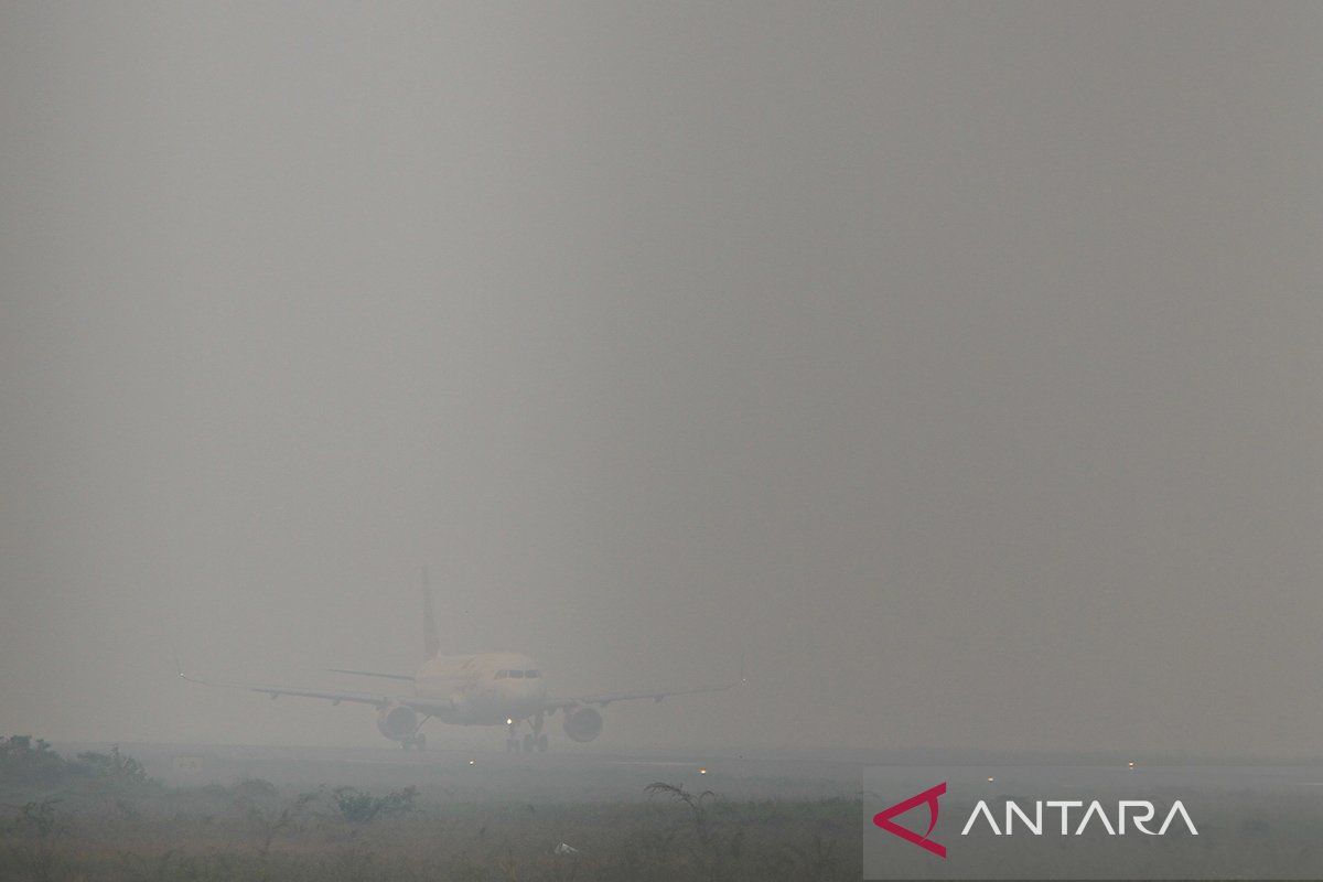 Senin, sebagian besar wilayah Indonesia diprakirakan cerah berawan Senin