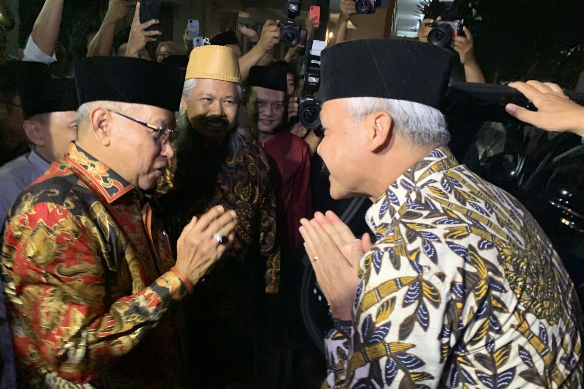 Ganjar minta masyarakat sabar tunggu nama bakal calon wapres