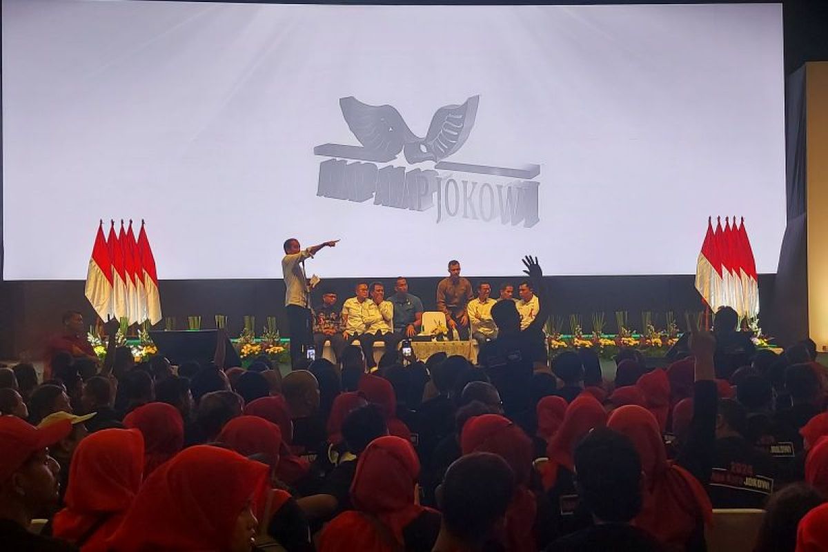 Jokowi dan Kaesang menghadiri Konsolidasi Nasional Relawan Alap-Alap