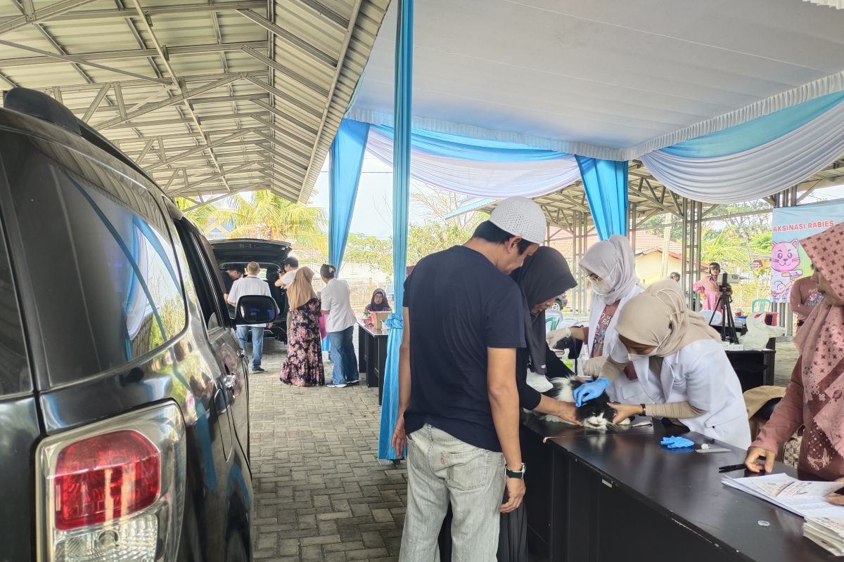 Lampung laksanakan vaksinasi rabies serentak peringati Hari Rabies Sedunia