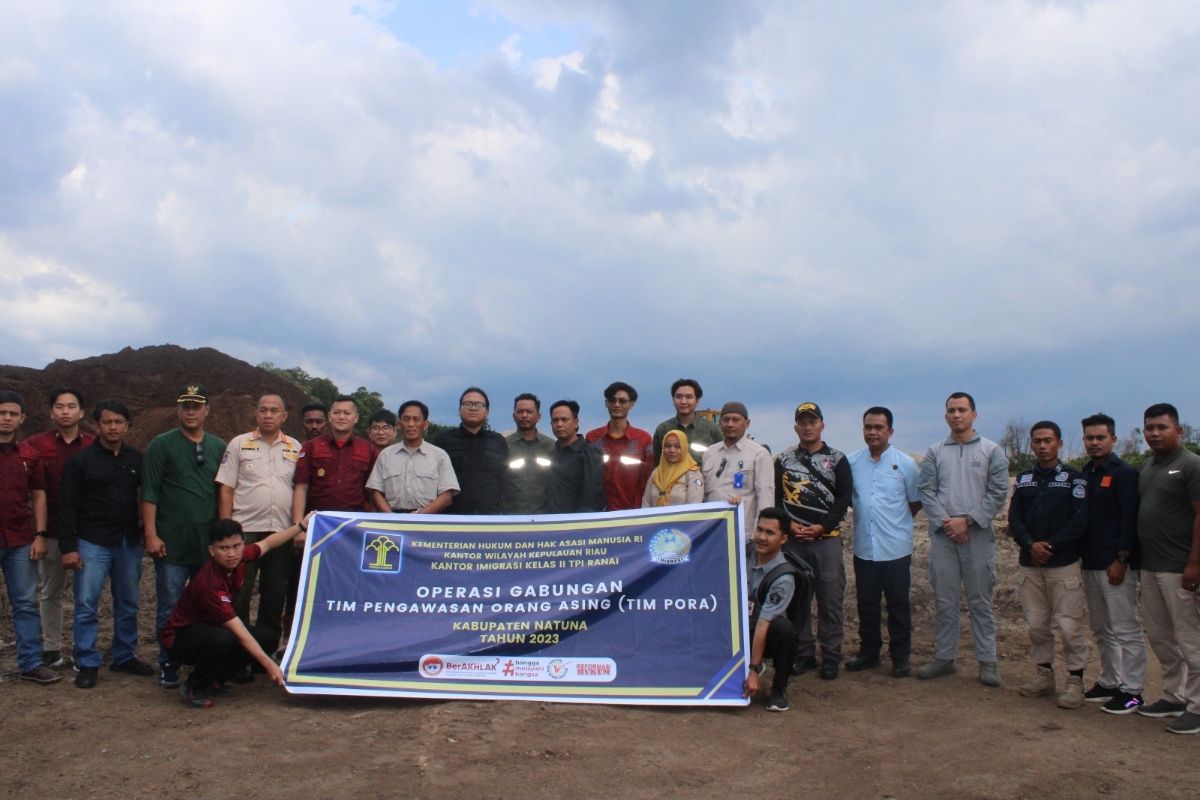 Timpora Natuna operasi gabungan pengawasan ke PT IKJ dan kapal asing