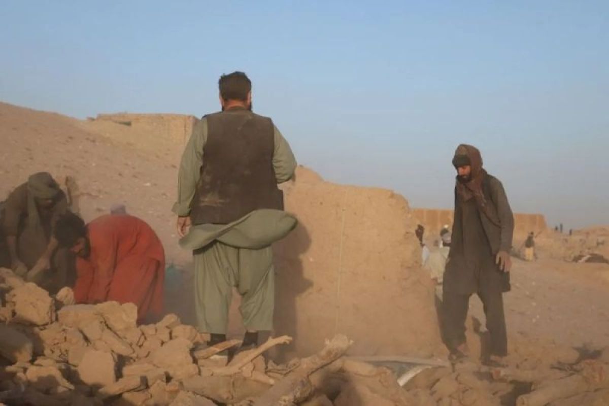 Taliban: Gempa besar di Afganistan tewaskan 2.053 orang