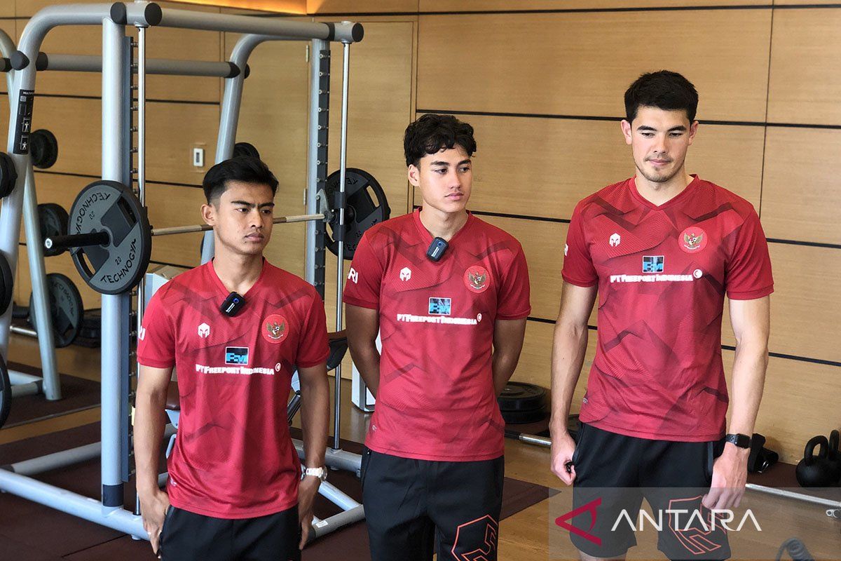 Tiga pemain timnas Indonesia ingin uji tanding lawan tim terbaik dunia