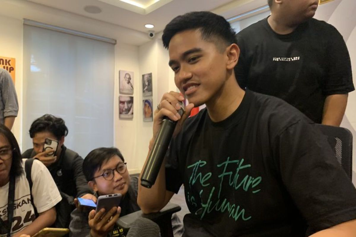 Kaesang: PSI itu warnanya merah, putih, dan hitam