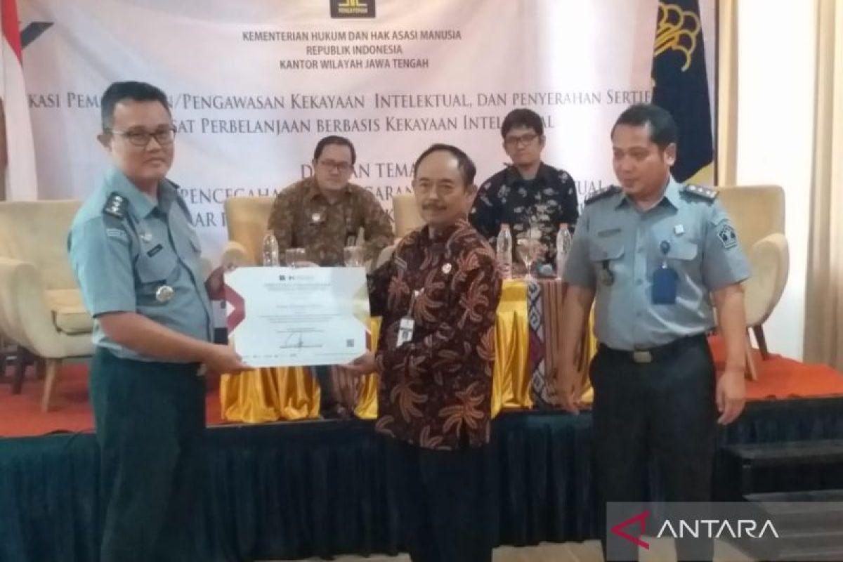 Kudus komitmen jaga prinsip kekayaan intelektual  di pasar tradisional