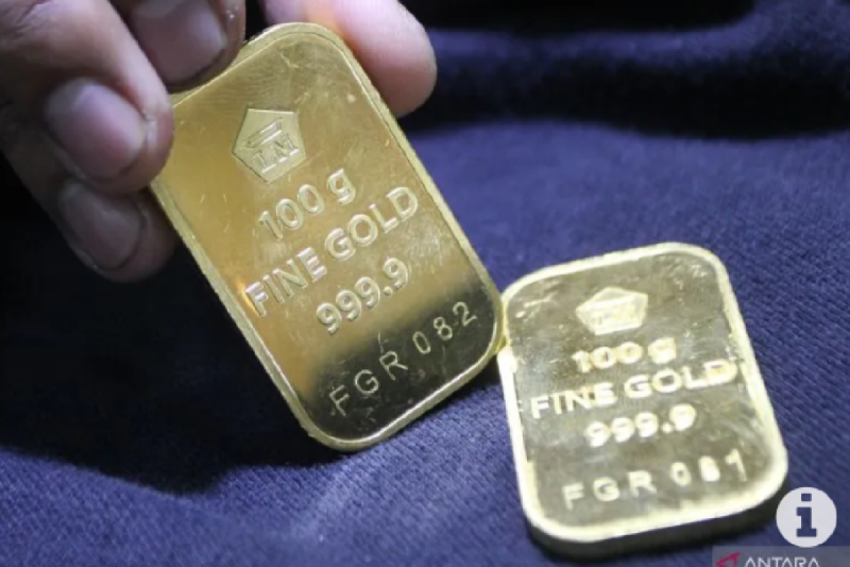 Harga emas Antam Kamis pagi turun Rp1.000 per gram