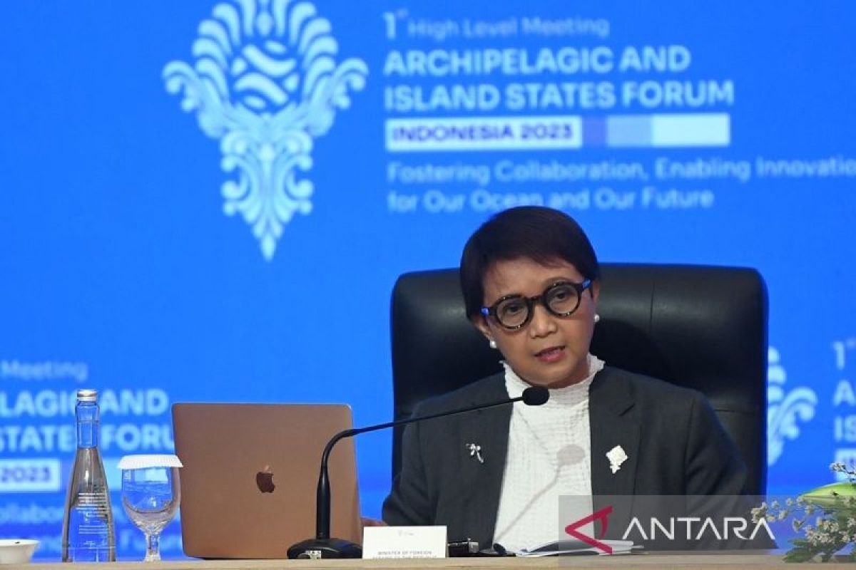 Menlu Retno Marsudi sebut cegah bencana kemanusiaan di Palestina prioritas mendesak