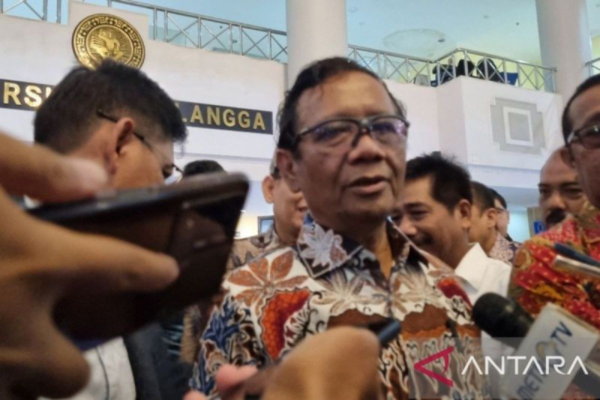 Menkopolhukam Mahfud MD enggan komentari namanya masuk dalam bursa cawapres