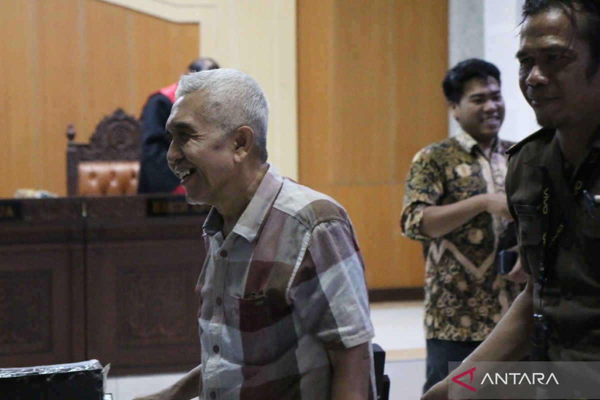 Mantan Pj Bupati Sumbawa mengakui pernah terima uang titipan dari PT AMG