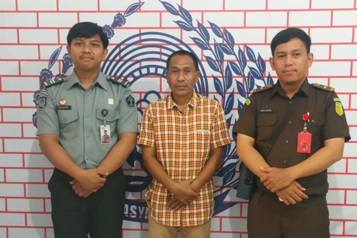 DPO terpidana dugaan korupsi PDAM Makassar menyerahkan diri