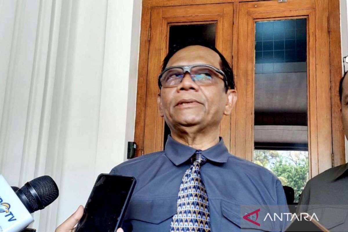 Mahfud tegaskan jadi bakal cawapres tidak keluar uang sepeser pun