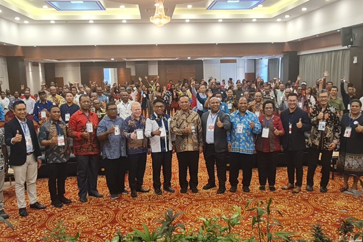 BP3OKP mengajak peserta konferensi perkuat sinergi dalam membangun Papua