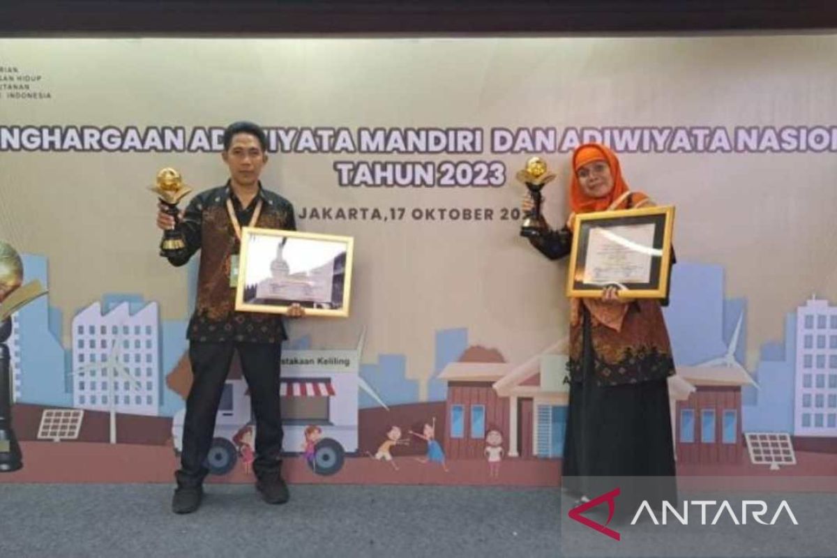 Dua sekolah di Luwu Timur  raih penghargaan Adiwiyata Mandiri dari KLHK