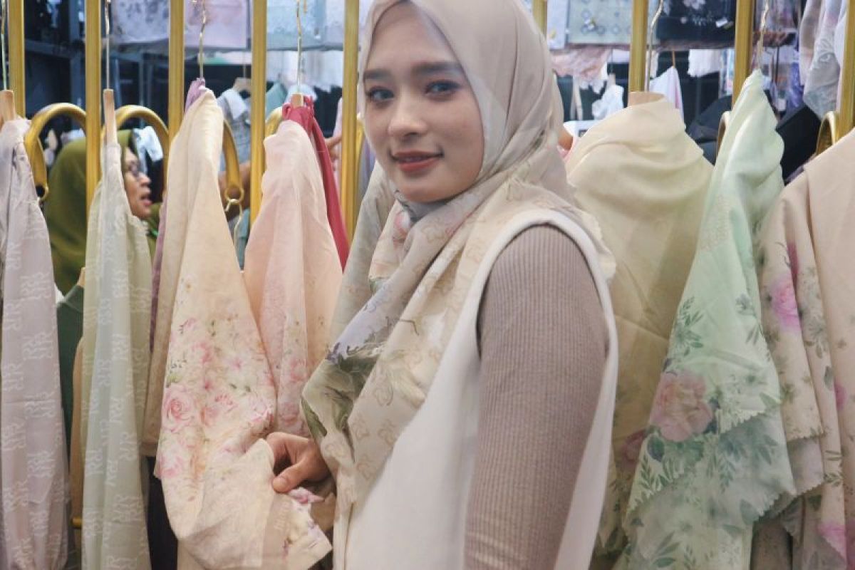 Ini brand fesyen Ianara Rusli