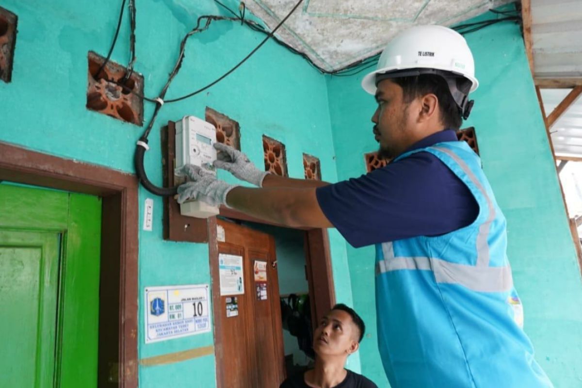 Hindari pelanggaran, begini tips PLN untuk pemakaian listrik secara benar