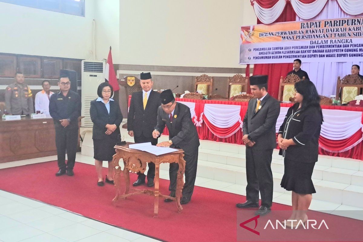 DPRD usulkan pemberhentian Bupati dan Wakil Bupati Gunung Mas