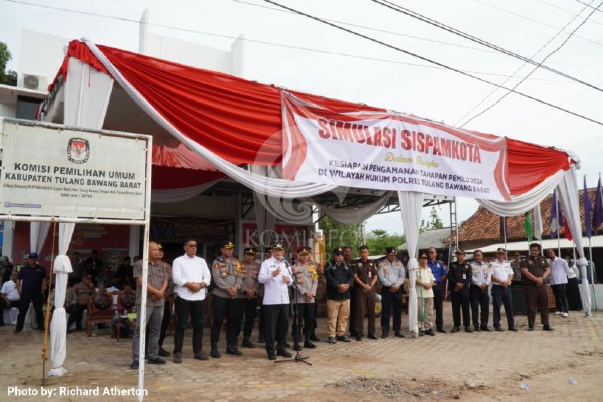 Pj Bupati Tulang Bawang Barat nilai Sispamkota wujudkan pemilu damai dan aman