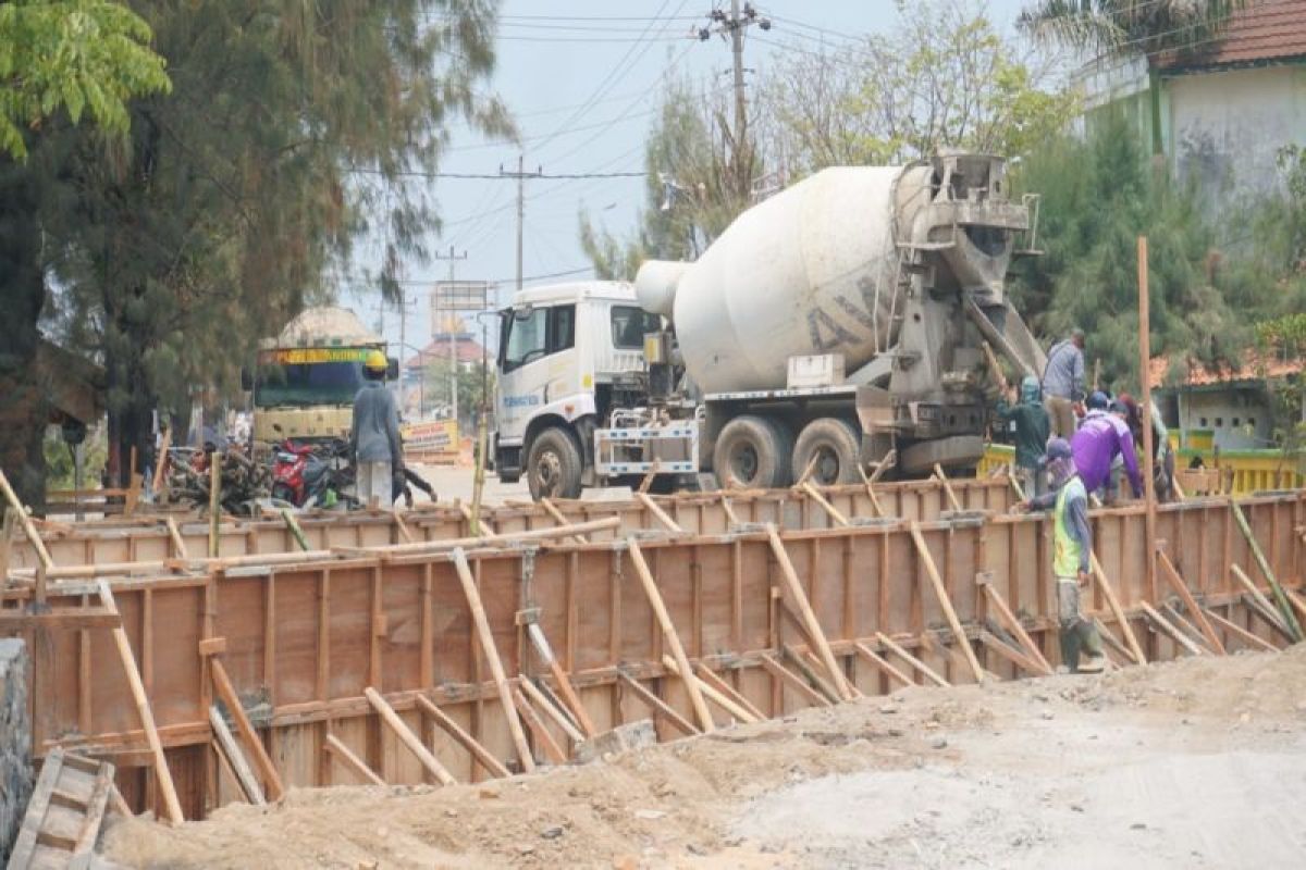 Pekalongan bangun jembatan dan peningkatan jalan  TWL Pantai Kencana