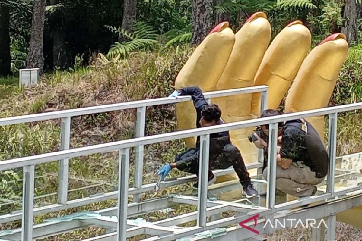 Polisi tetapkan pemilik The Geong jadi tersangka insiden jembatan  kaca