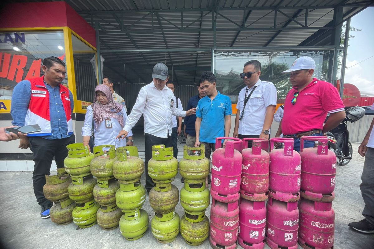 Sleman-Pertamina sidak penggunaan elpiji 3 kg di rumah makan