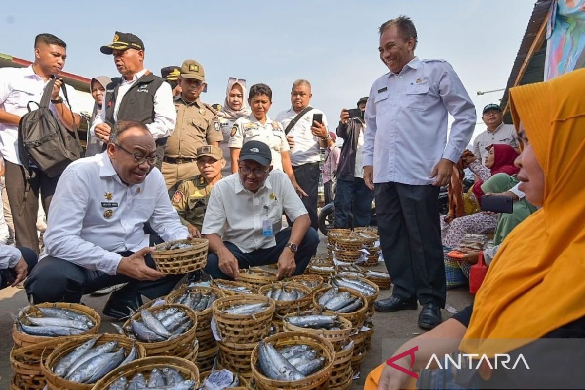 Pemprov NTB pastikan pasokan bahan pokok tersedia di pasaran