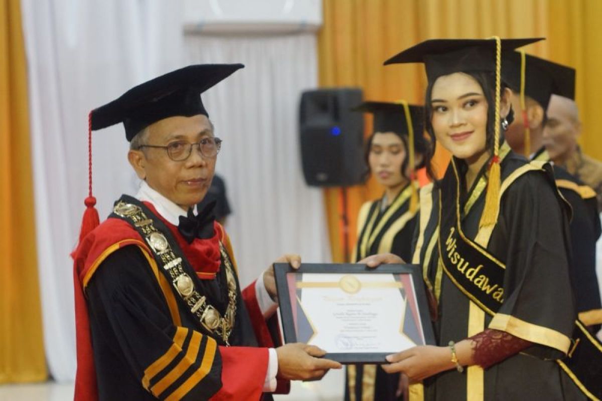 Rektor Itera dorong alumni dapat isi peluang kepemimpinan masa depan