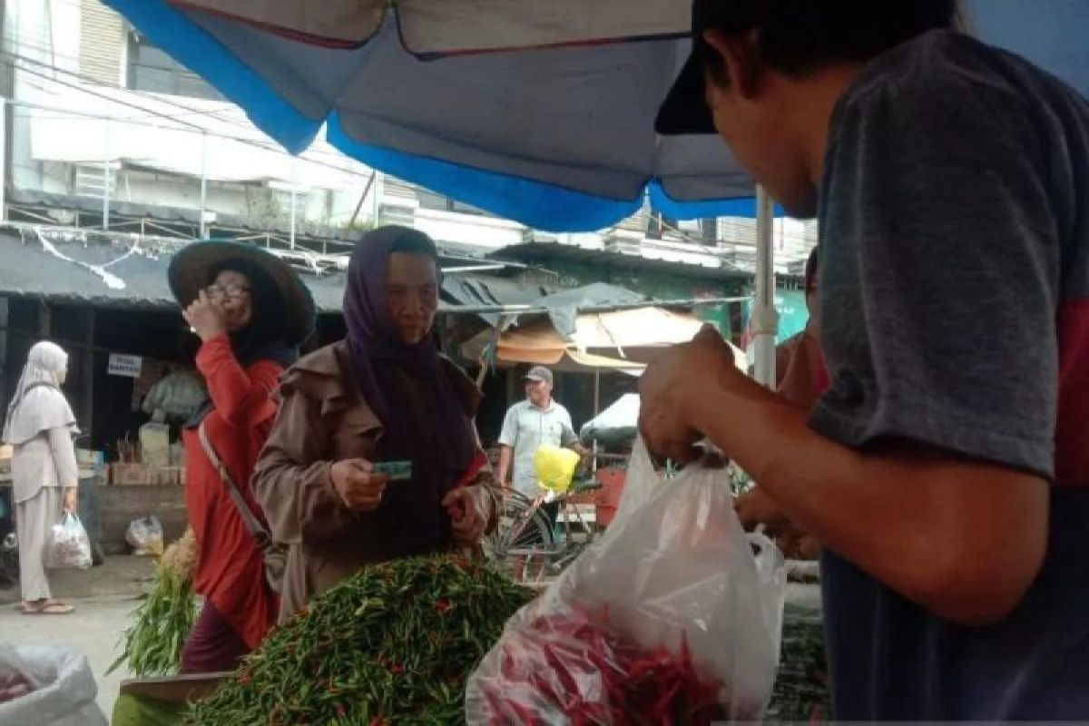 Harga cabai merah di OKU Sumsel naik jadi Rp80.000 per kg