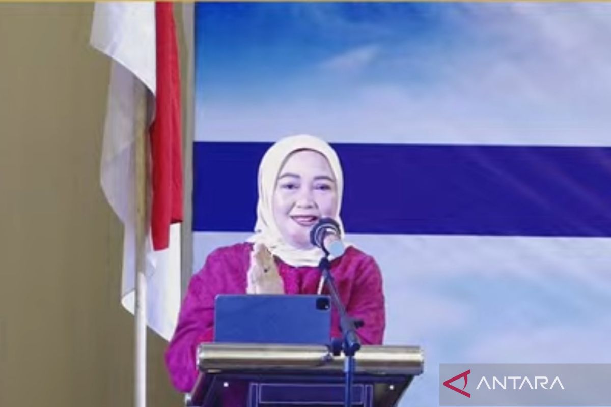 Tangkapan layar Direktur Informasi dan Komunikasi Perekonomian dan Kemaritiman Ditjen Informasi dan Komunikasi Publik Kemenkominfo Septriana Tangkary dalam diskusi hibrid, Selasa (7/11/2023). (ANTARA/Livia Kristianti)