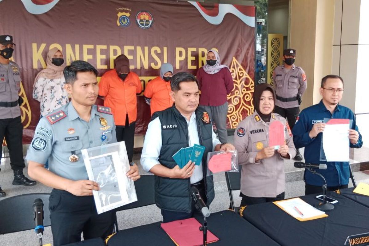 Polisi tangkap dua penyalur pekerja migran ilegal ke Qatar