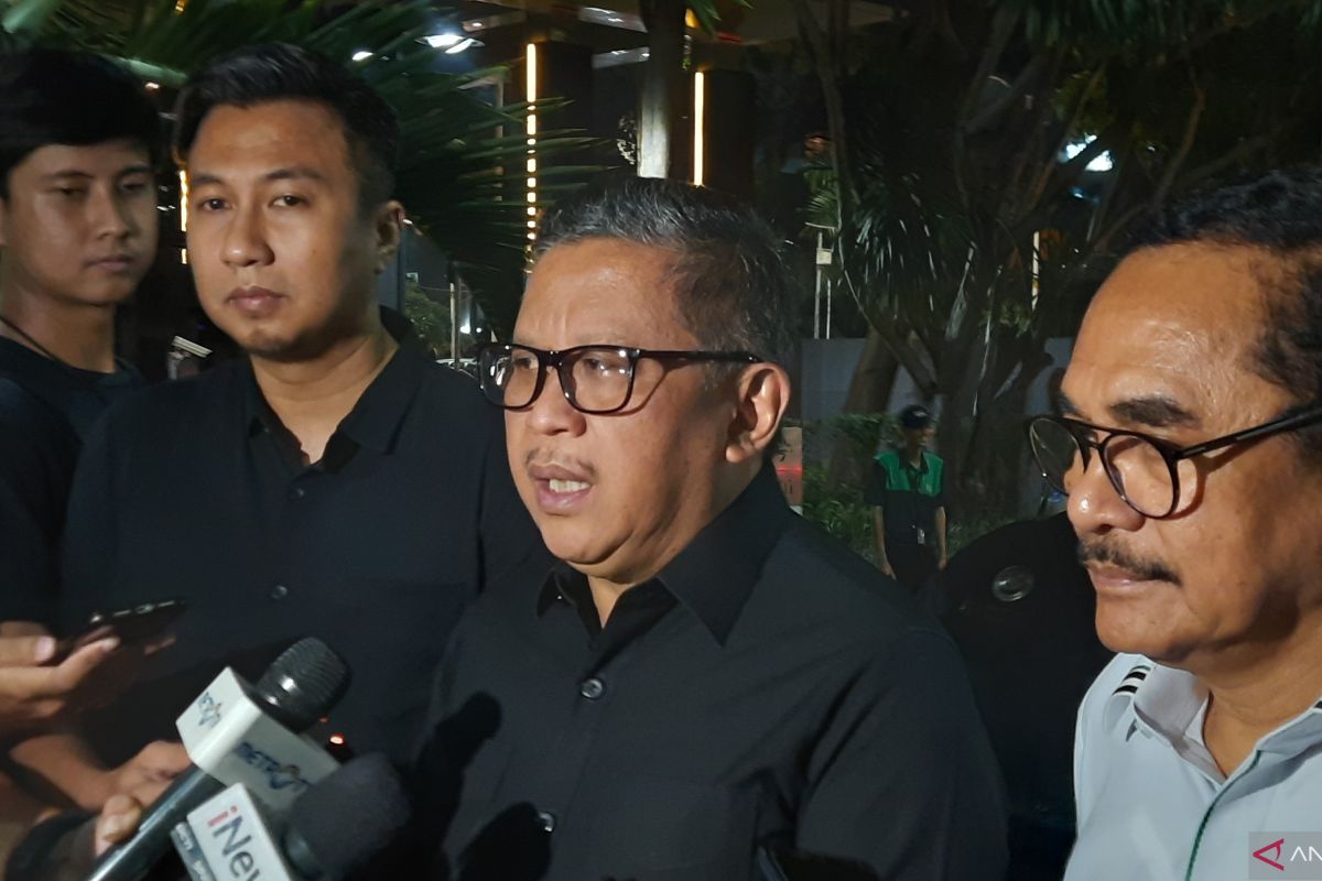 Hasto: PDIP beri Bobby karpet merah maju Pilwakot Medan 2020 